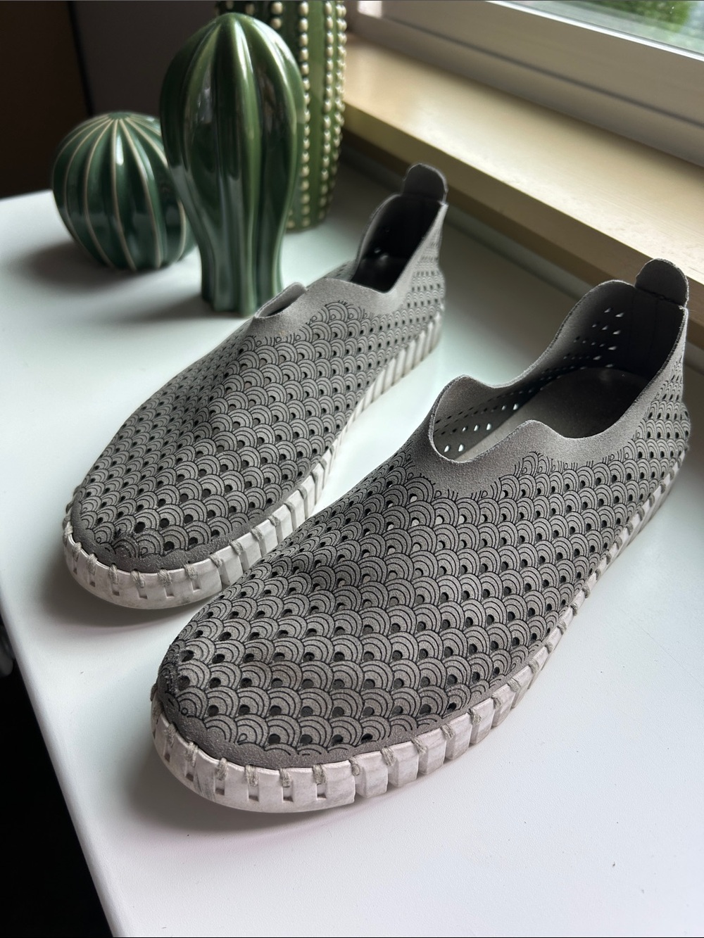 Ilse Jacobsen Grey/Green Patterned Slip-On Flats